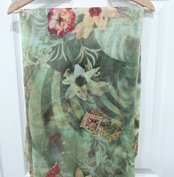 Soft Silk Blend Scarf - Floral Print - Picture 4 of 4